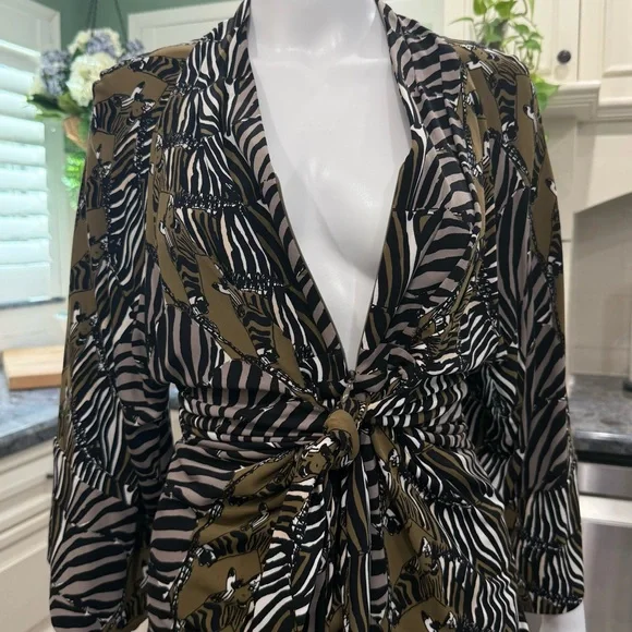 Banana Republic Issa London Zebra Pattern Wrap Dress 6 - Picture 6 of 13